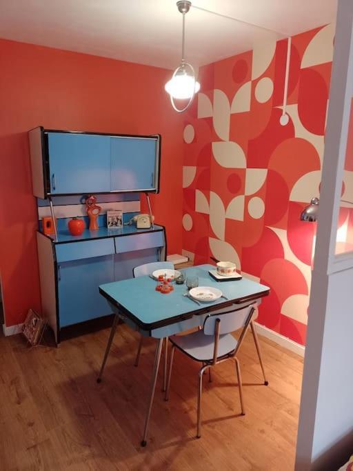 The Seventies Retro * Amiens